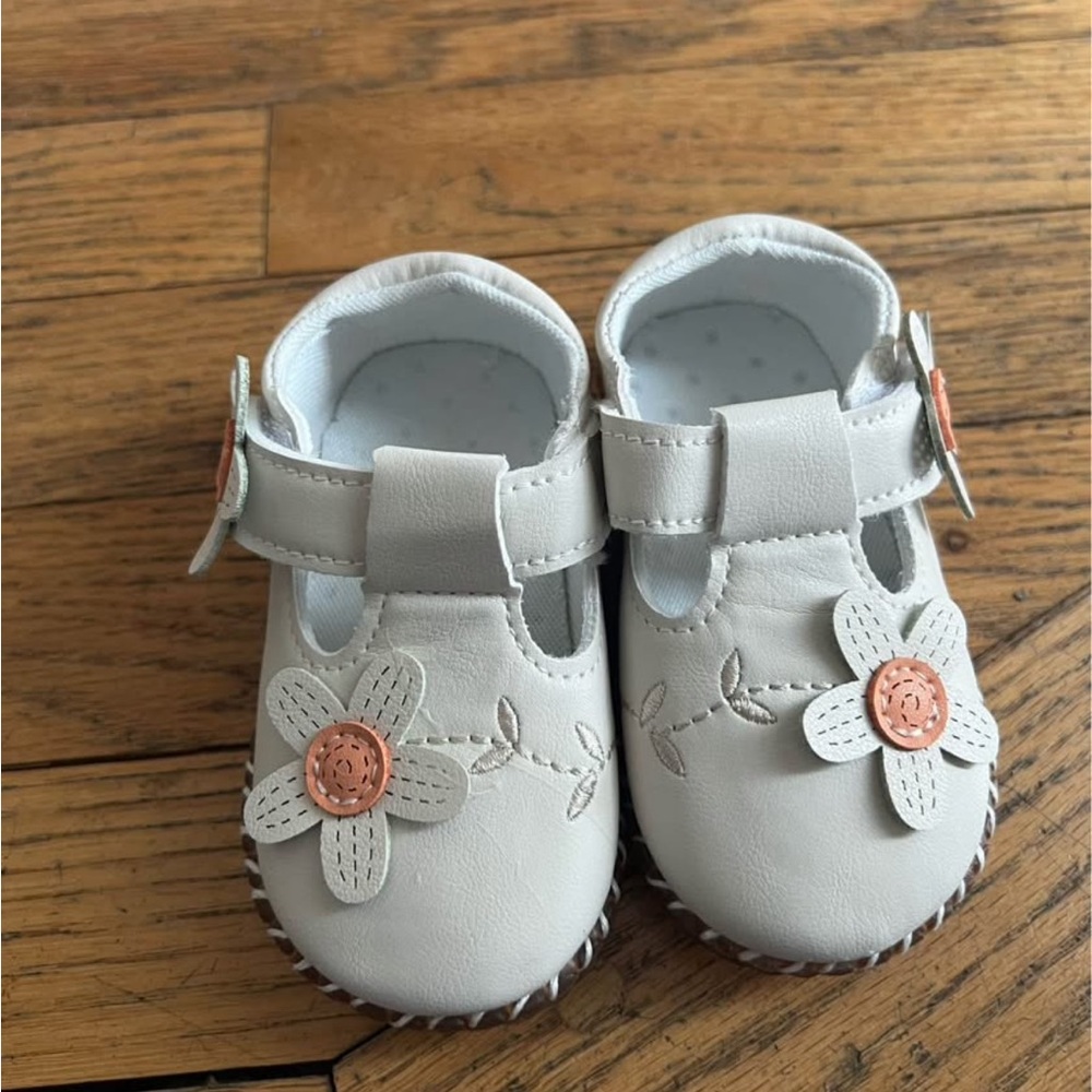 White Floral Kids Shoes - Toddler Size 5